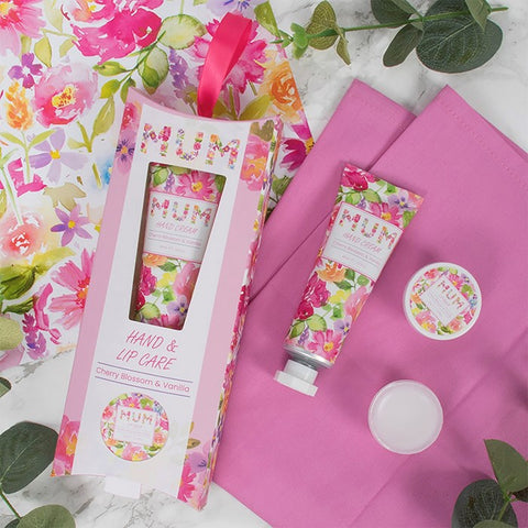Floral Garland Hand Lip Set Mum
