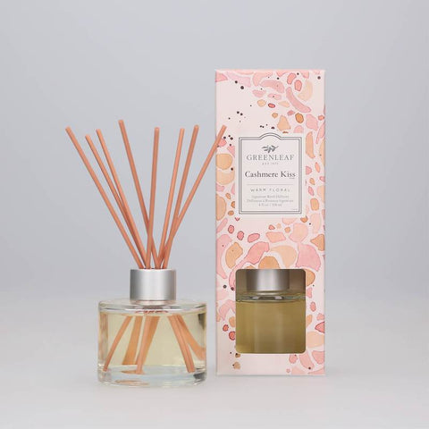 Signature Reed Diffuser Cashmere Kiss